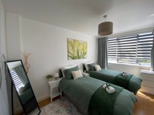 Bedroom with Twin Beds